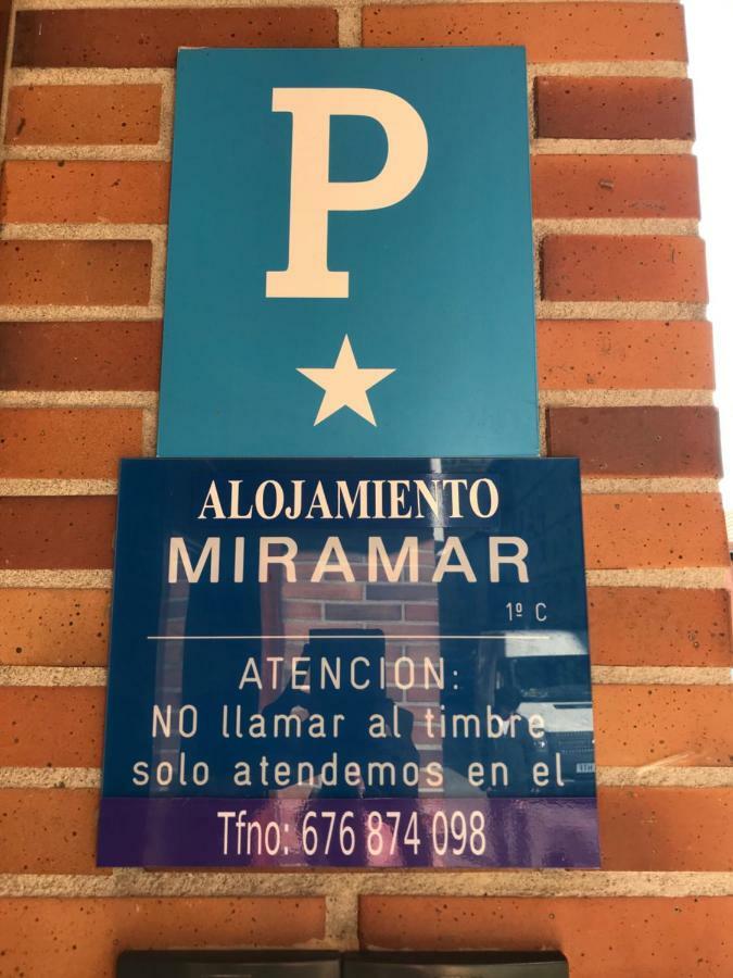 Alojamiento Miramar Santoña Exteriér fotografie